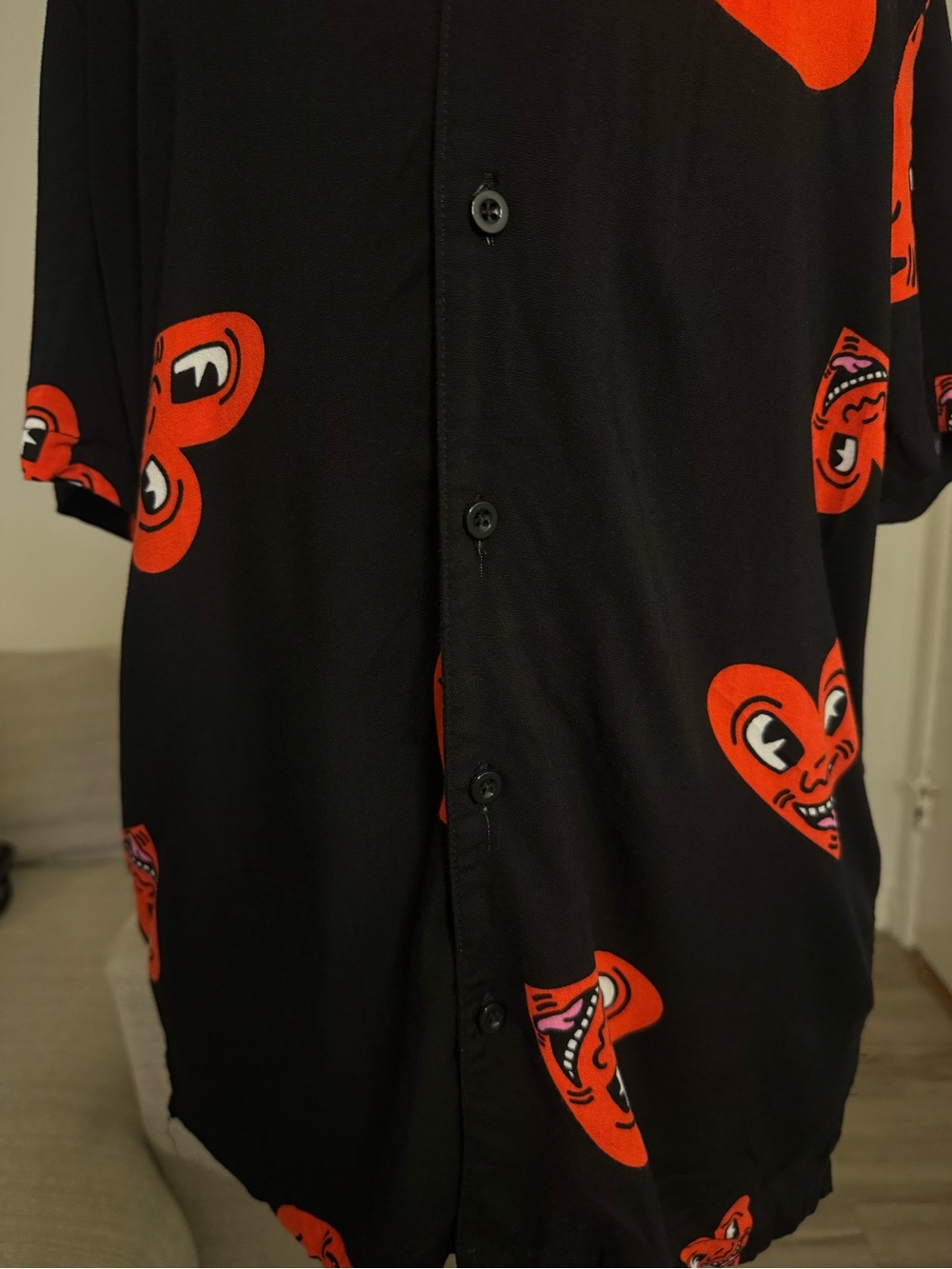 Keith Haring Heart Face Button Up Shirt Black Red Size S - Picture 3 of 6